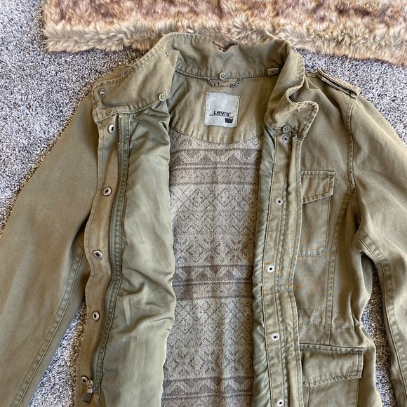 Women’s Levi’s Size Medium Utility Jacket - Picture 2 of 8